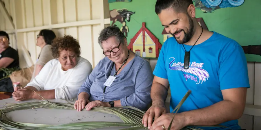 Elaine Tepania - Te Raranga Kete